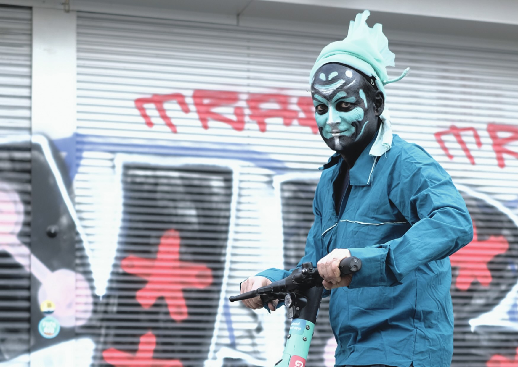 BEE DJ portrait by Jens Heine